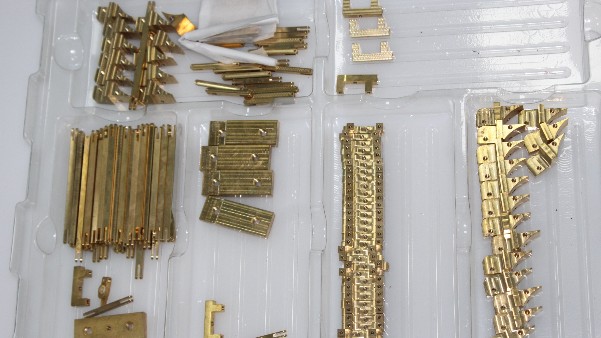 鋁銘牌標(biāo)牌生產(chǎn)應(yīng)用到哪些行業(yè)？